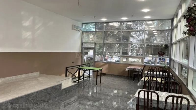 Kirayə verilir Obyekt 140 m² 8 Noyabr m. - şəkil 21