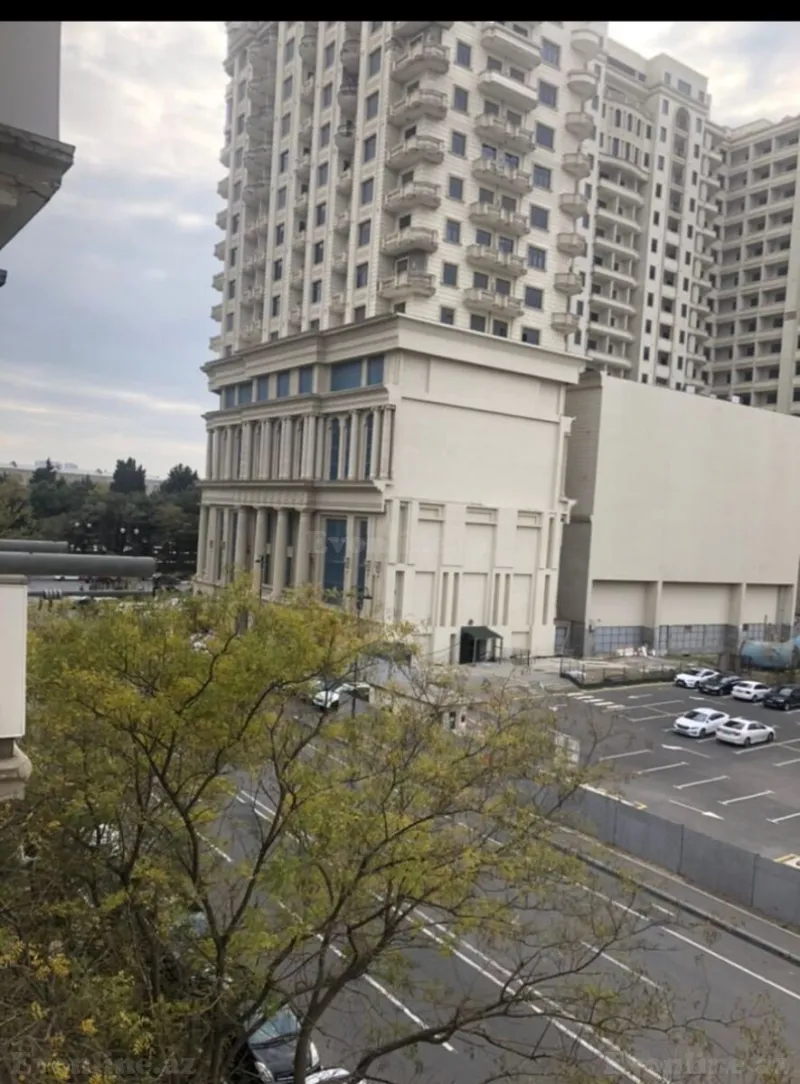 Satılır 3 otaqlı Mənzil Köhnə tikili 98 m² Elmlər Akademiyası m. - şəkil 5