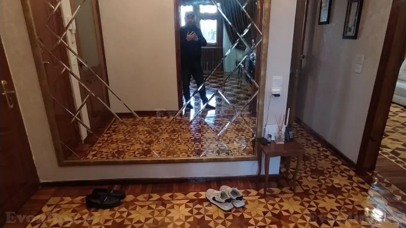 Satılır 4 otaqlı Mənzil Köhnə tikili 110 m² Xalqlar Dostluğu m. - şəkil 6