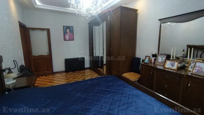 Satılır 4 otaqlı Mənzil Köhnə tikili 110 m² Xalqlar Dostluğu m. - şəkil 8