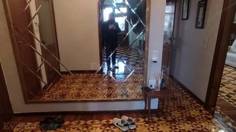 Satılır 4 otaqlı Mənzil Köhnə tikili 110 m² Xalqlar Dostluğu m. - şəkil 10