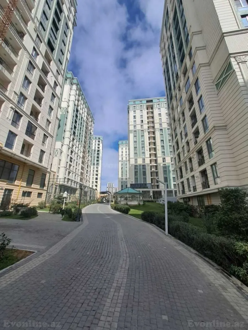 Satılır 3 otaqlı Mənzil Yeni tikili 172 m² Nəriman Nərimanov m.