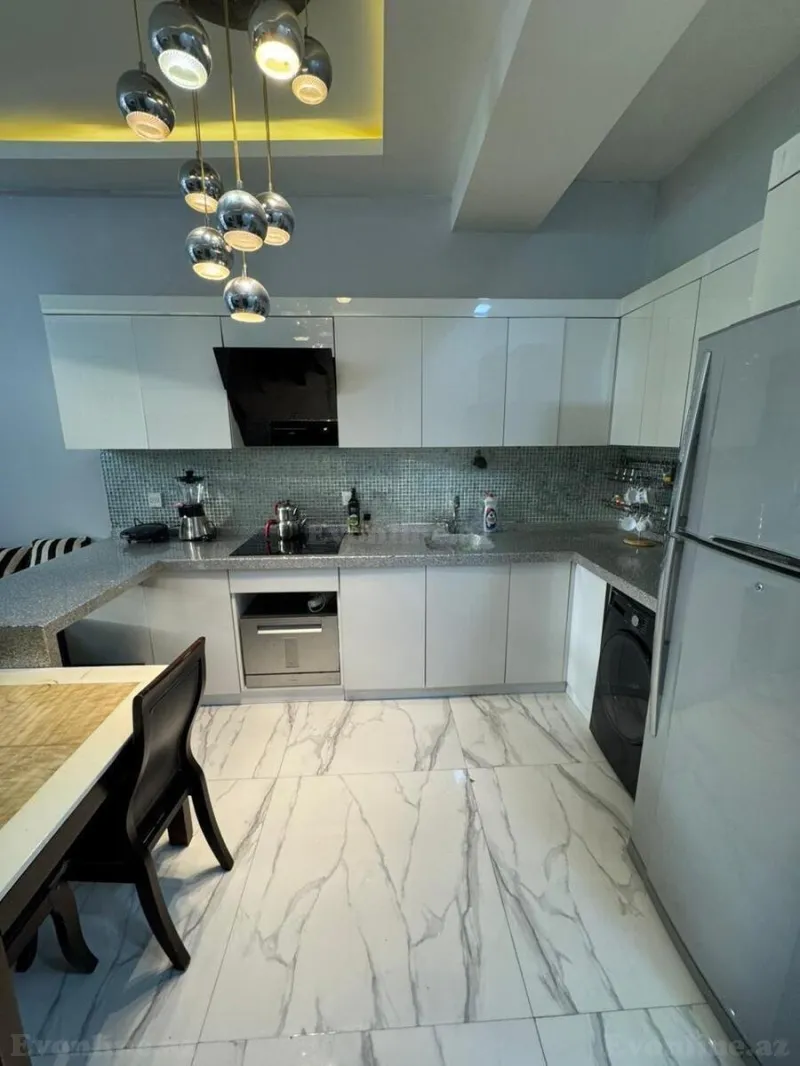 Kirayə verilir 2 otaqlı Mənzil Yeni tikili 70 m² Xətai m. - şəkil 5