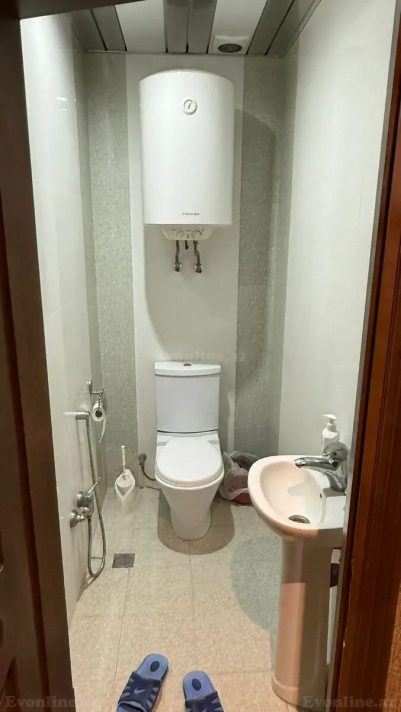 Satılır 3 otaqlı Mənzil Yeni tikili 130 m² 28 May m. - şəkil 14