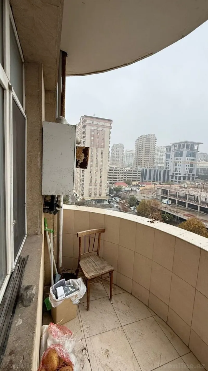 Satılır 3 otaqlı Mənzil Yeni tikili 130 m² 28 May m. - şəkil 15