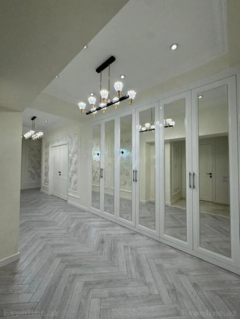 Satılır 4 otaqlı Mənzil Yeni tikili 182 m² Nəriman Nərimanov m.