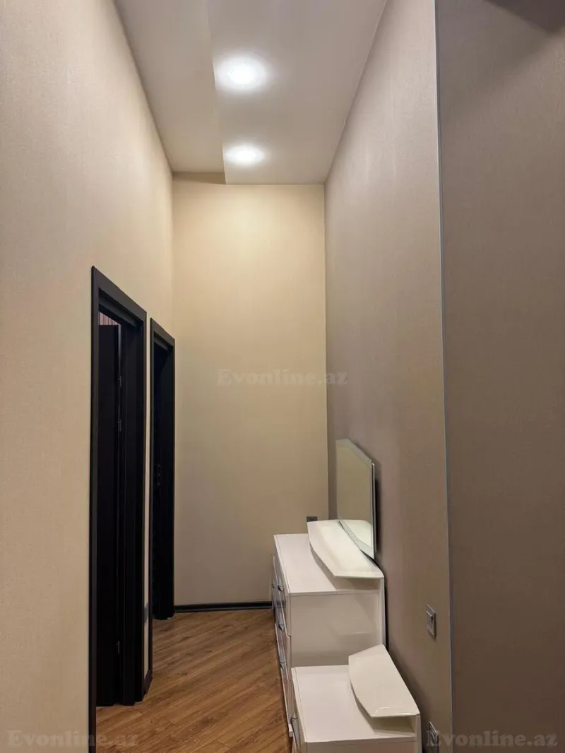 Kirayə verilir 3 otaqlı Mənzil Köhnə tikili 120 m² Sahil m. - şəkil 13