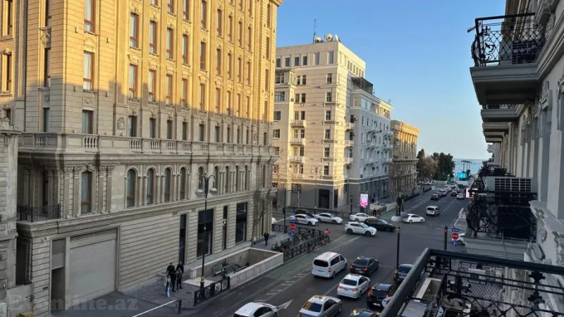 Kirayə verilir 3 otaqlı Mənzil Yeni tikili 70 m² Sahil m.