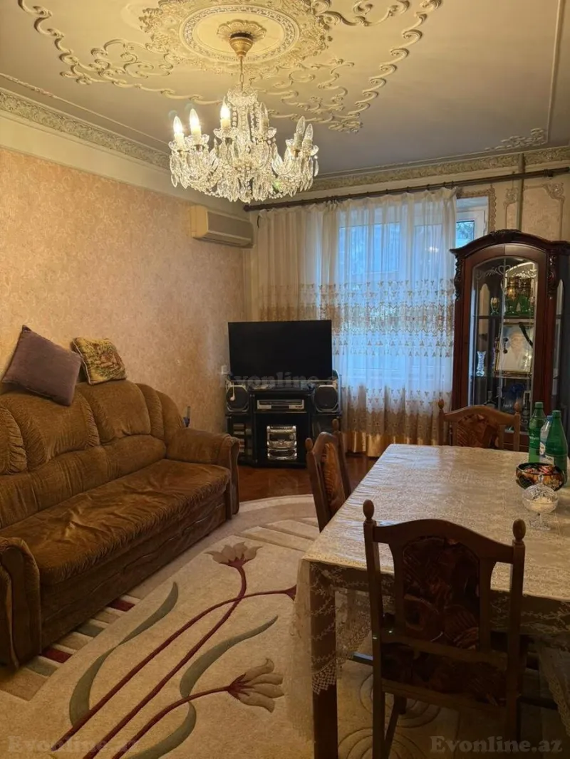 Satılır 3 otaqlı Mənzil Köhnə tikili 66 m² Nəsimi m.