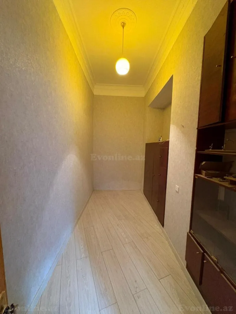 Satılır 3 otaqlı Mənzil Köhnə tikili 85 m² İçərişəhər m. - şəkil 13