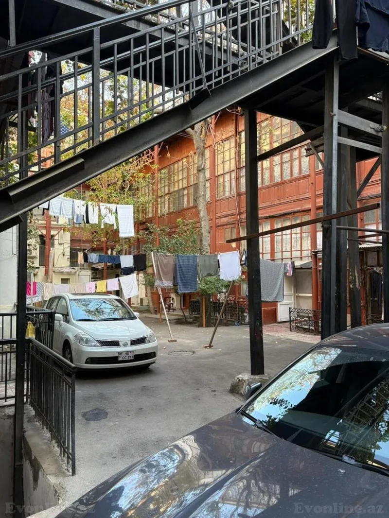 Satılır 3 otaqlı Mənzil Köhnə tikili 85 m² İçərişəhər m. - şəkil 18