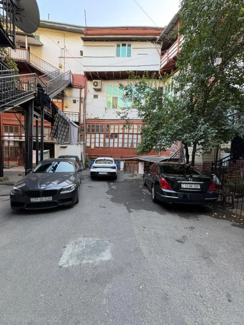 Satılır 3 otaqlı Mənzil Köhnə tikili 85 m² İçərişəhər m. - şəkil 19