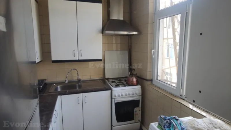 Kirayə verilir 3 otaqlı Mənzil Köhnə tikili 70 m² Memar Əcəmi m. - şəkil 12