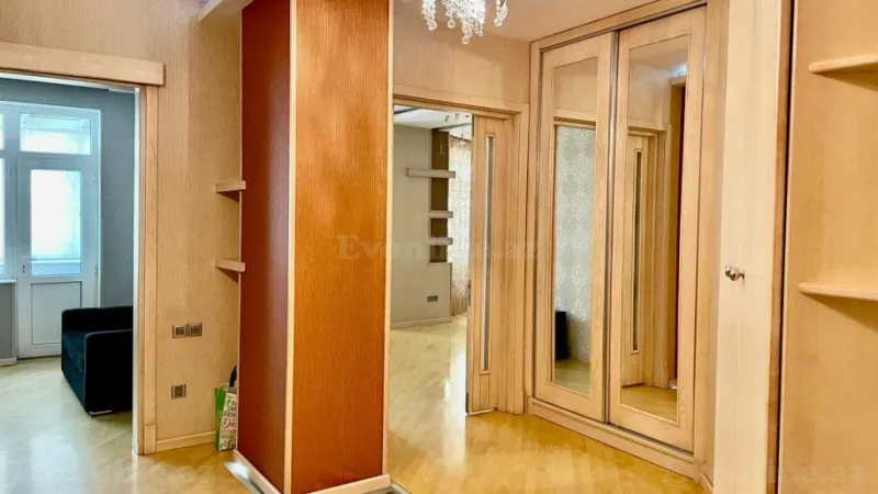 Kirayə verilir 2 otaqlı Mənzil Yeni tikili 130 m² Nəriman Nərimanov m.