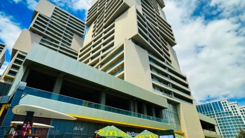 Satılır 2 otaqlı Mənzil Yeni tikili 100 m² 8 Noyabr m.