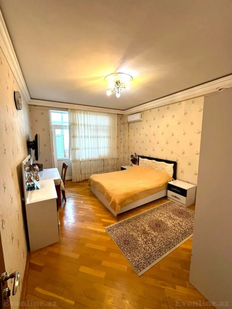 Satılır 4 otaqlı Mənzil Yeni tikili 172 m² 8 Noyabr m. - şəkil 4