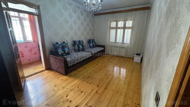 Kirayə verilir 3 otaqlı Mənzil Köhnə tikili 65 m² Xalqlar Dostluğu m.