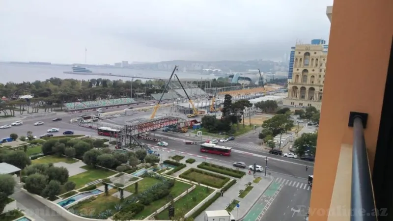 Kirayə verilir 4 otaqlı Mənzil Yeni tikili 220 m² 28 May m. - şəkil 3