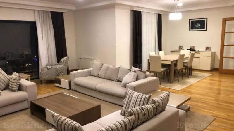 Kirayə verilir 4 otaqlı Mənzil Yeni tikili 220 m² 28 May m. - şəkil 7