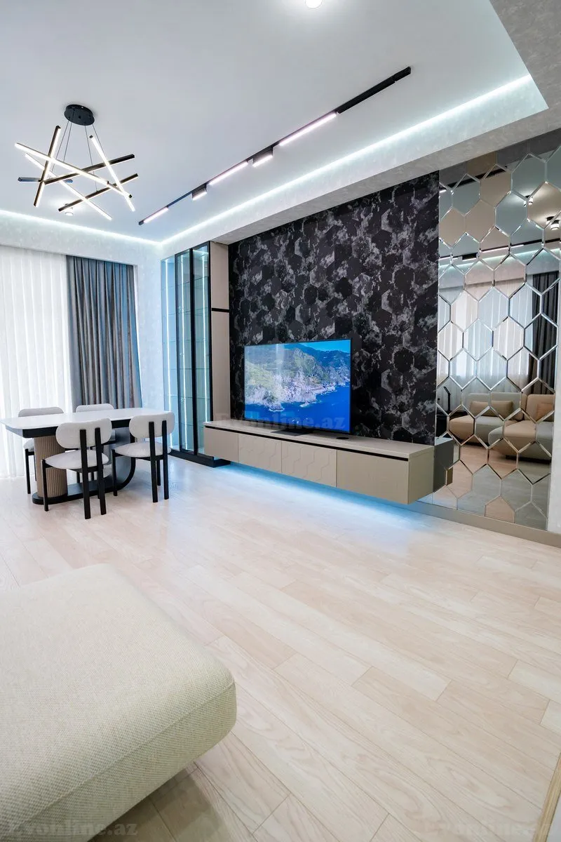 Kirayə verilir 3 otaqlı Mənzil Yeni tikili 120 m² Xətai r. - şəkil 7