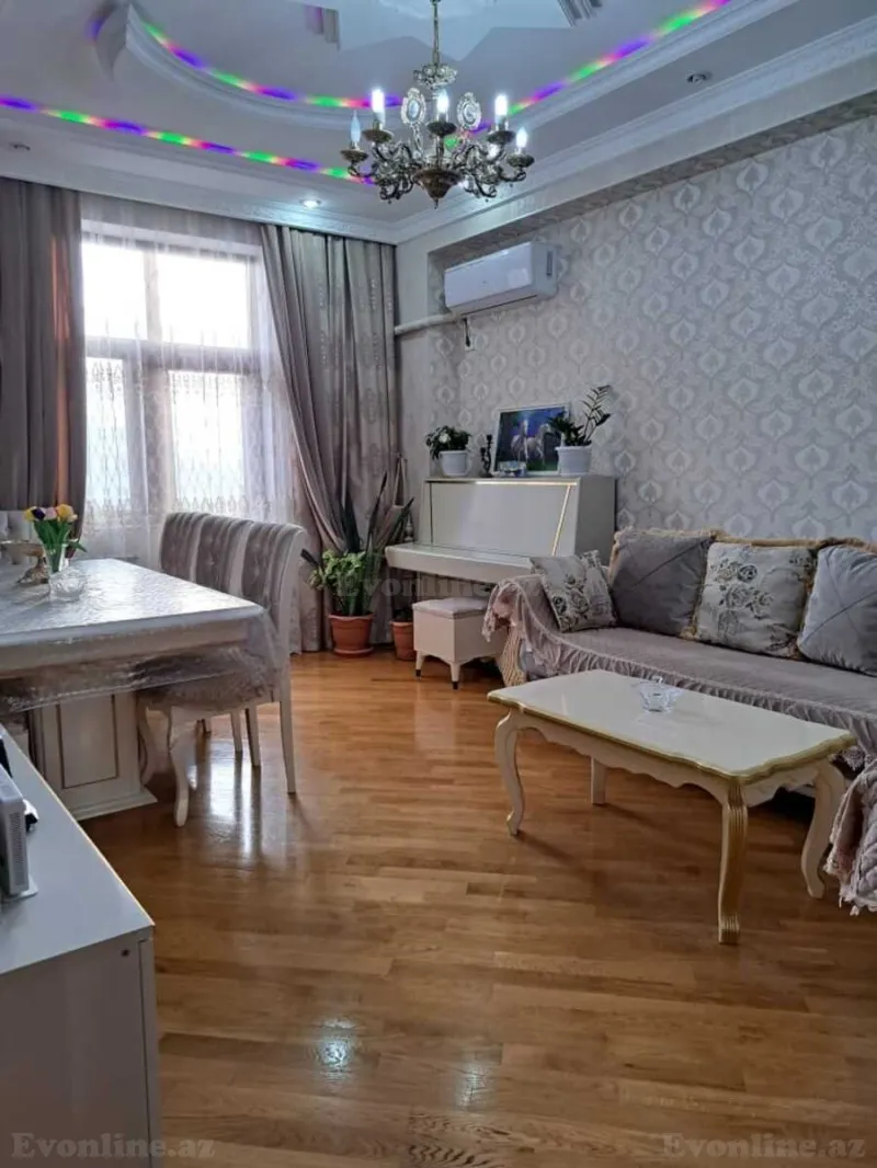 Satılır 3 otaqlı Mənzil Yeni tikili 92 m² Qara Qarayev m.