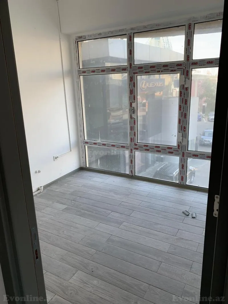 Kirayə verilir Ofis 160 m² Xətai m. - şəkil 8