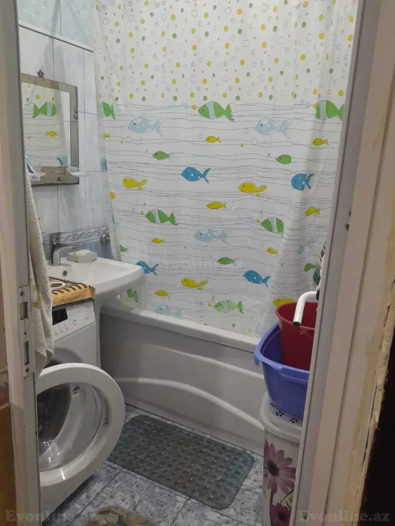 Satılır 3 otaqlı Mənzil Köhnə tikili 75 m² İnşaatçılar m. - şəkil 6