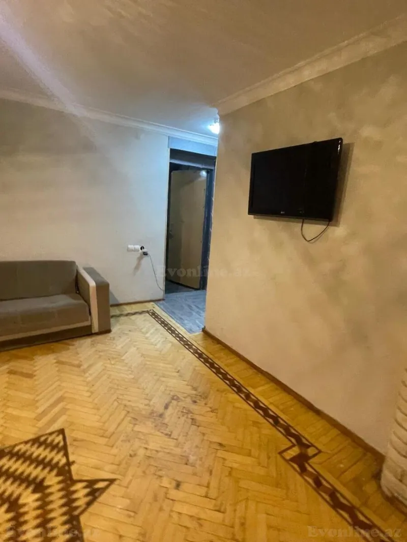 Satılır 1 otaqlı Mənzil Köhnə tikili 40 m² İnşaatçılar m. - şəkil 8