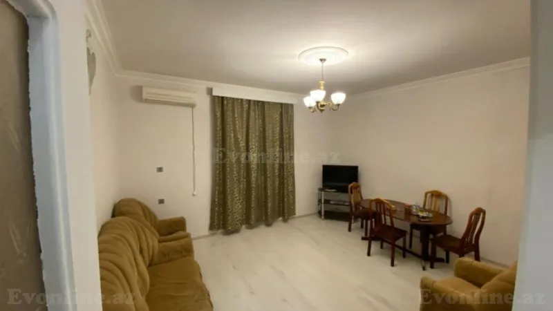 Satılır 2 otaqlı Mənzil Köhnə tikili 61 m² Sahil m.