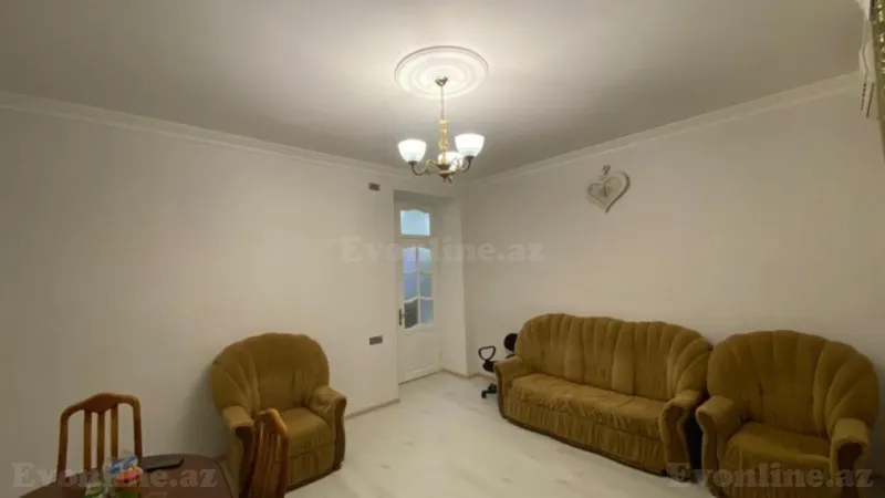 Satılır 2 otaqlı Mənzil Köhnə tikili 61 m² Sahil m. - şəkil 2