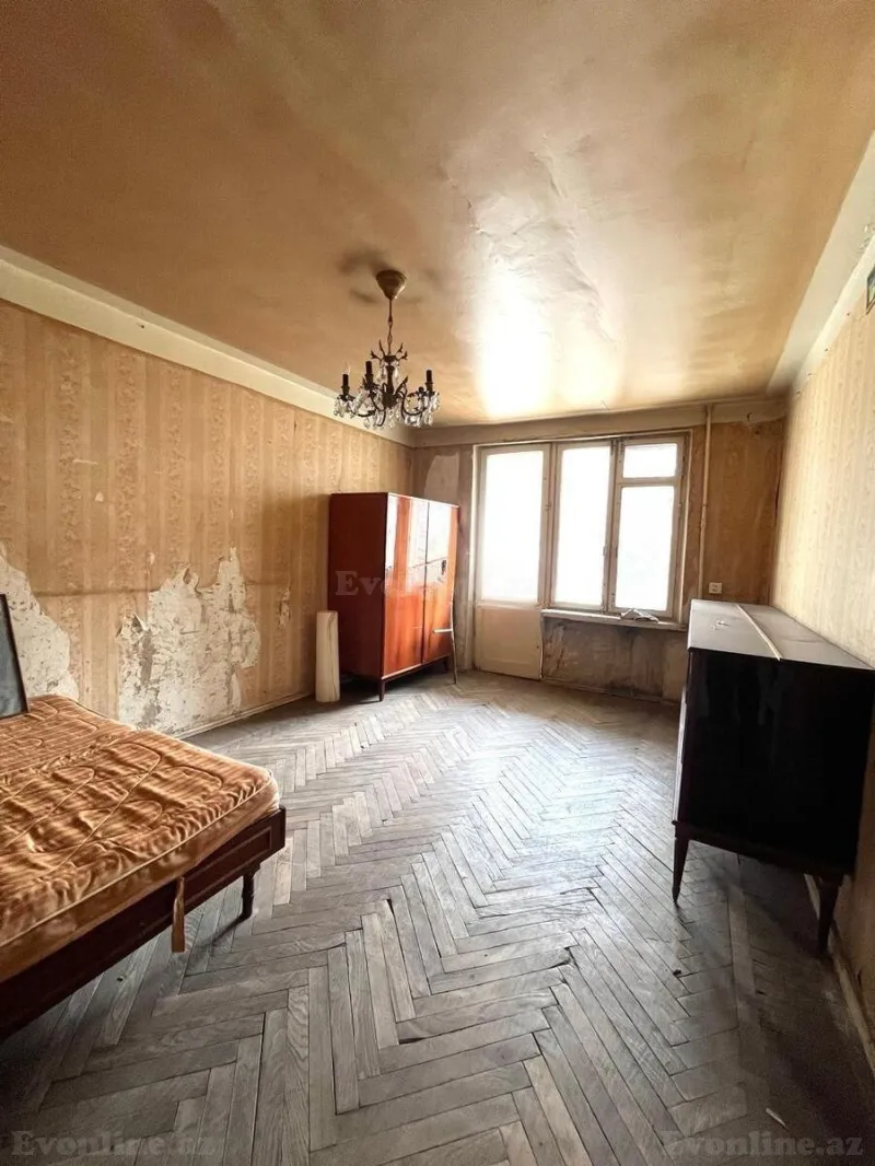 Satılır 3 otaqlı Mənzil Köhnə tikili 75 m² Binəqədi r. - şəkil 2