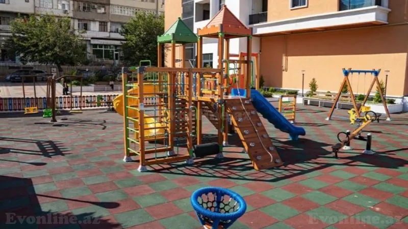 Satılır 3 otaqlı Mənzil Yeni tikili 117 m² 28 May m. - şəkil 29