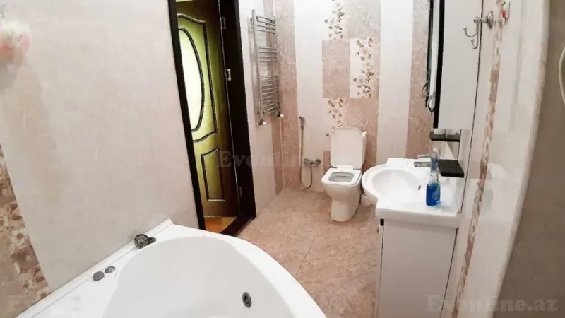 Kirayə verilir 3 otaqlı Mənzil Yeni tikili 135 m² Xətai m. - şəkil 7