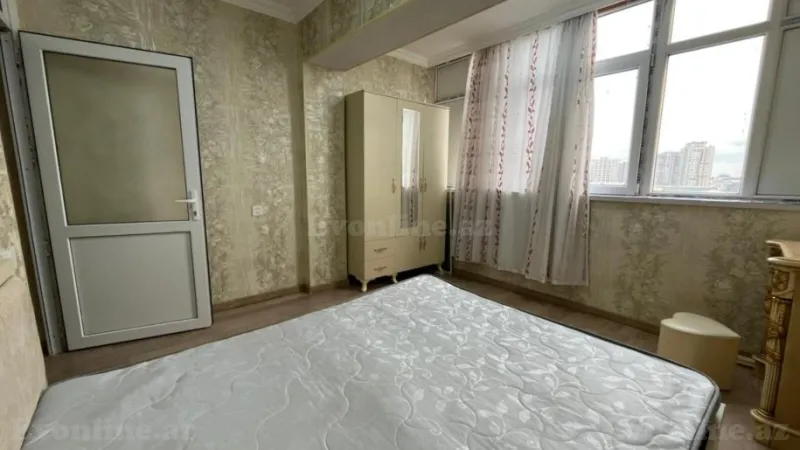 Satılır 2 otaqlı Mənzil Köhnə tikili 60 m² Gənclik m. - şəkil 5