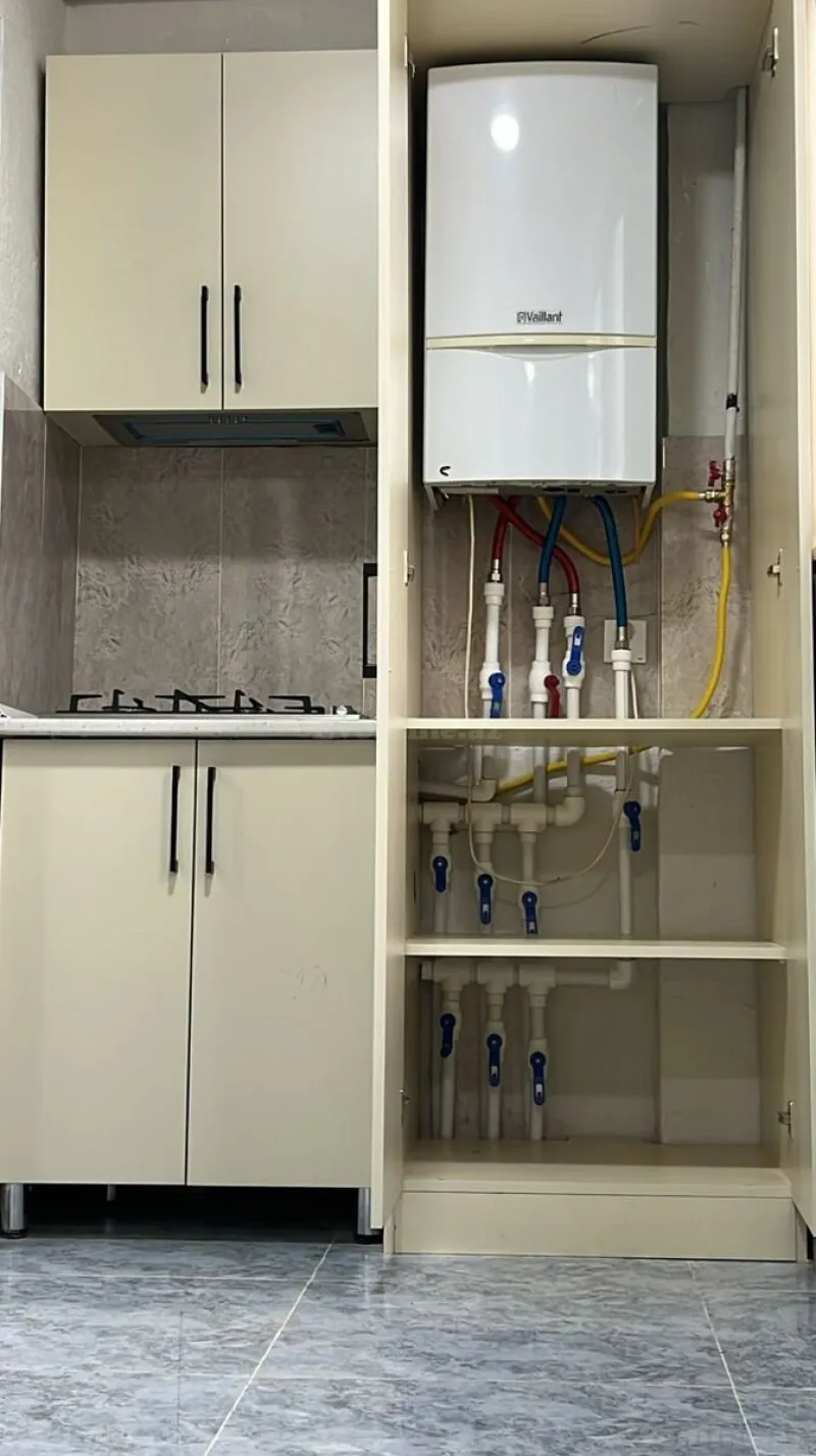 Satılır 2 otaqlı Mənzil Köhnə tikili 60 m² Gənclik m. - şəkil 13