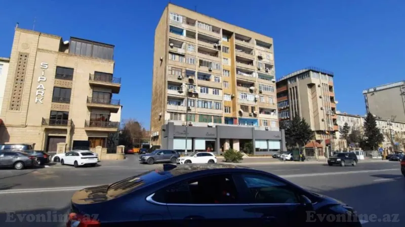 Satılır 2 otaqlı Mənzil Köhnə tikili 60 m² Gənclik m. - şəkil 16