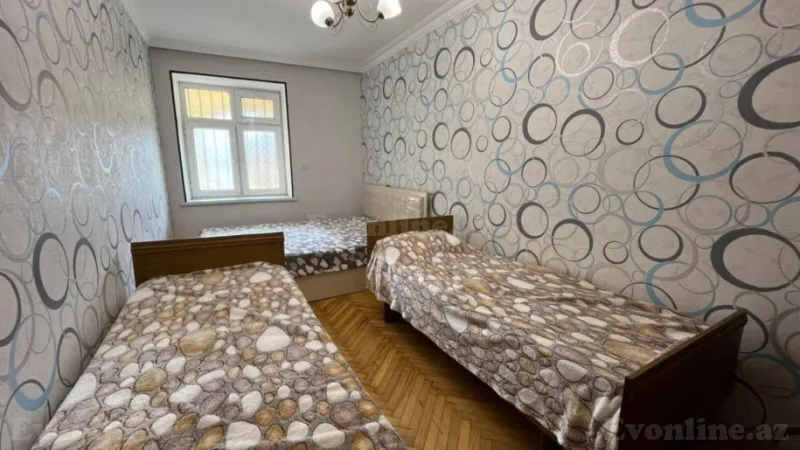 Satılır 3 otaqlı Mənzil Köhnə tikili 60 m² Gənclik m. - şəkil 6