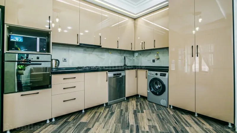 Satılır 7 otaqlı Mənzil Yeni tikili 210 m² Bayıl - şəkil 4