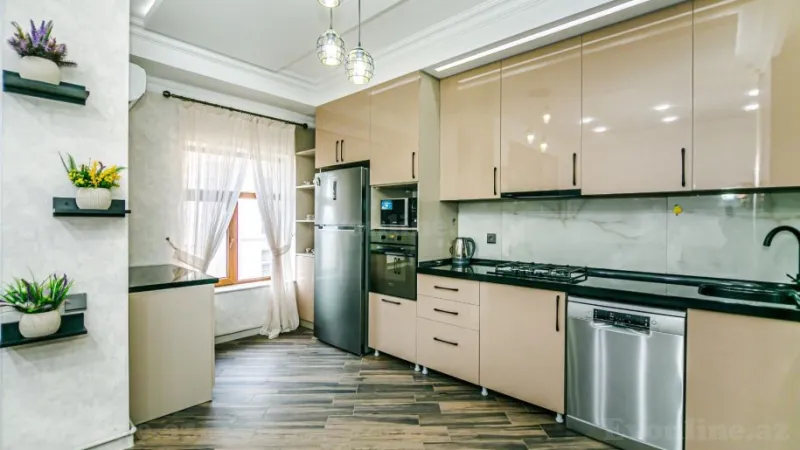 Satılır 7 otaqlı Mənzil Yeni tikili 210 m² Bayıl - şəkil 5