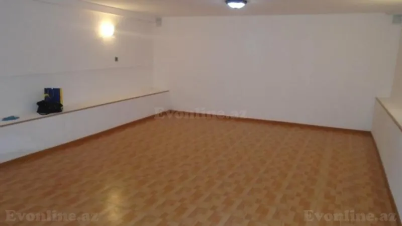 Kirayə verilir Obyekt 80 m² Elmlər Akademiyası m.