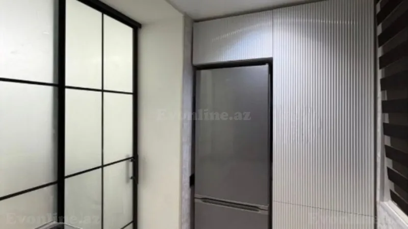 Satılır 2 otaqlı Mənzil Köhnə tikili 40 m² Gənclik m. - şəkil 2