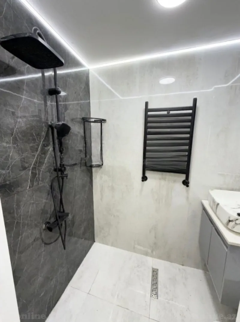 Satılır 2 otaqlı Mənzil Köhnə tikili 40 m² Gənclik m. - şəkil 4