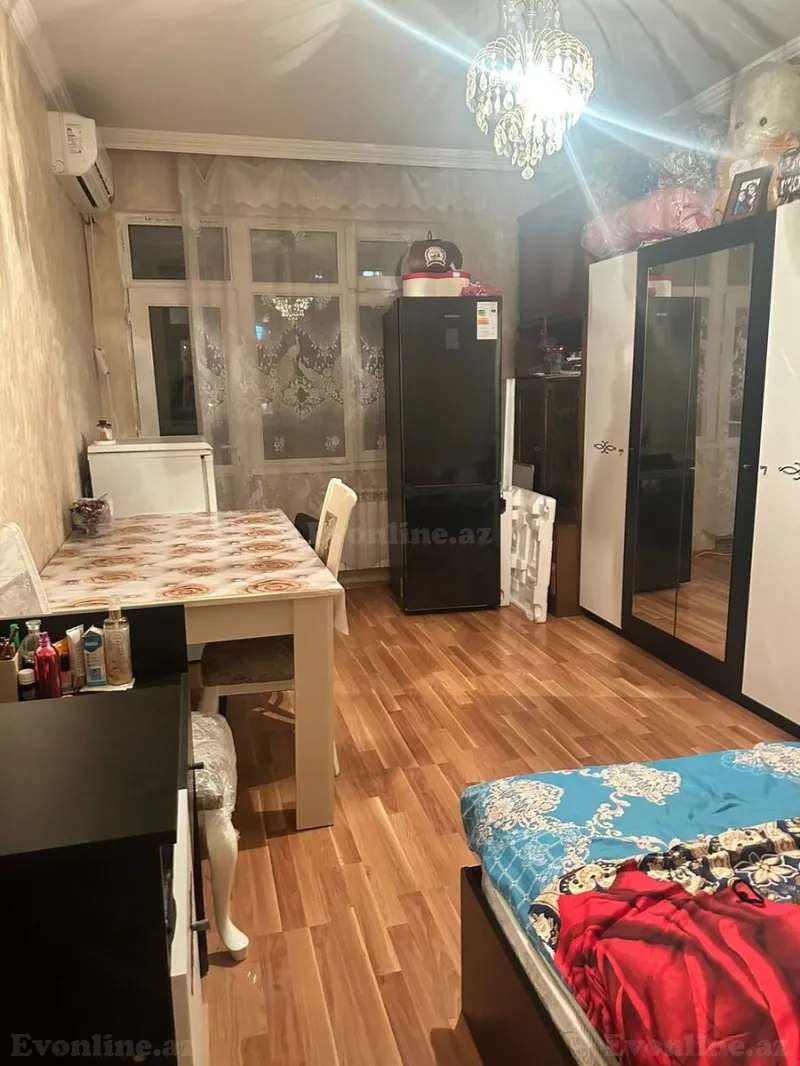 Satılır 1 otaqlı Mənzil Köhnə tikili 35 m² Gənclik m. - şəkil 2