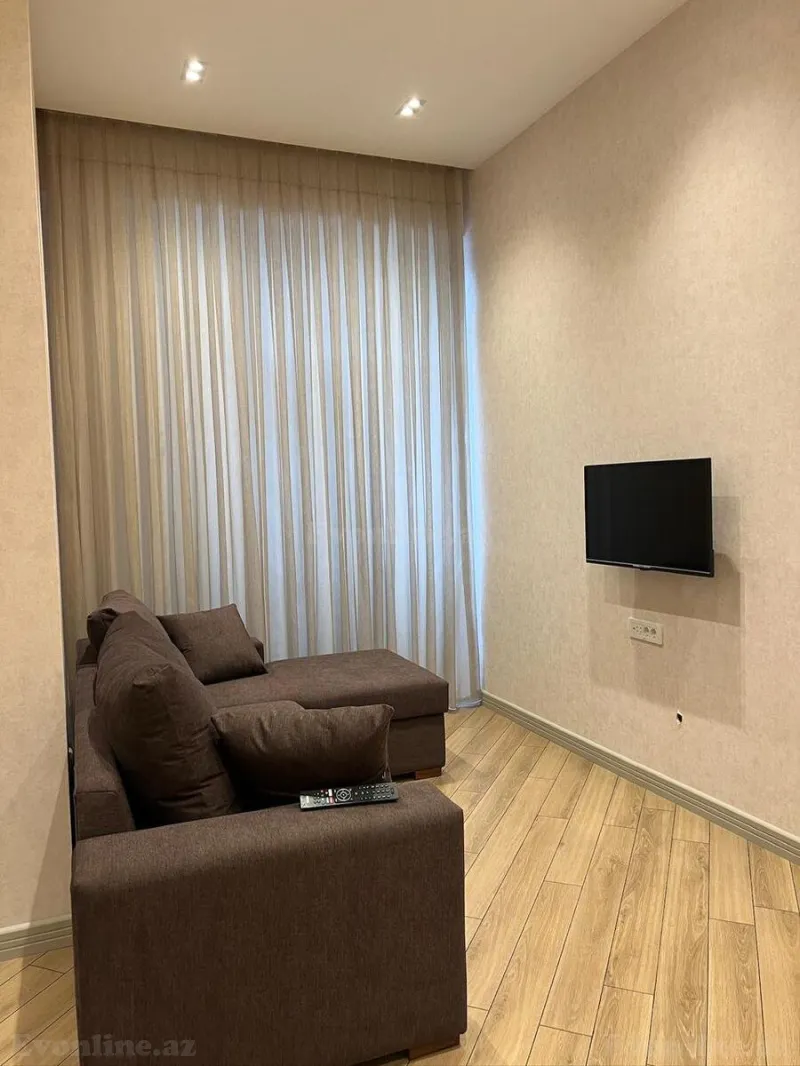 Kirayə verilir 2 otaqlı Mənzil Yeni tikili 93 m² Nəsimi r. - şəkil 3