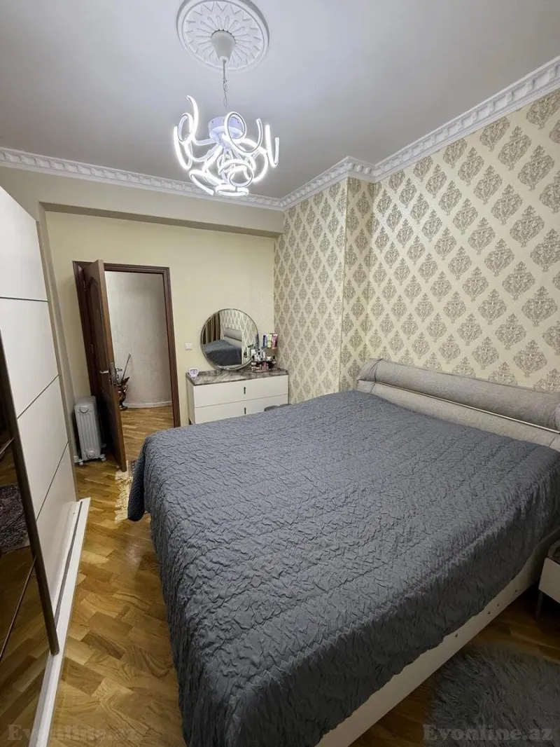 Satılır 2 otaqlı Mənzil Köhnə tikili 71 m² Həzi Aslanov m. - şəkil 6