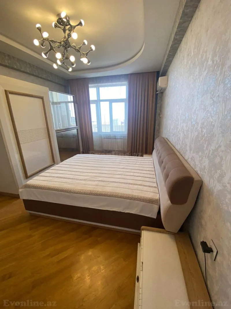 Kirayə verilir 3 otaqlı Mənzil Yeni tikili 160 m² Xətai m. - şəkil 4