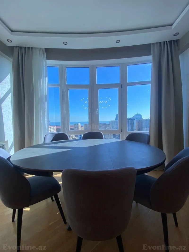 Kirayə verilir 3 otaqlı Mənzil Yeni tikili 160 m² Xətai m. - şəkil 9