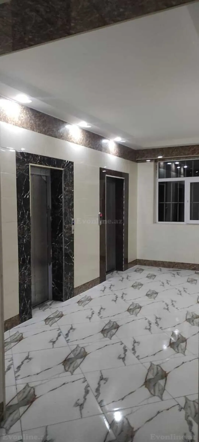 Satılır 4 otaqlı Mənzil Yeni tikili 200 m² Elmlər Akademiyası m. - şəkil 25