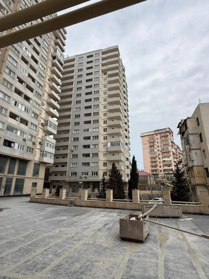 Satılır 3 otaqlı Mənzil Yeni tikili 120.3 m² Nizami r. - şəkil 2
