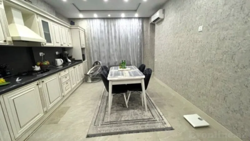 Satılır 4 otaqlı Mənzil Yeni tikili 210 m² Nərimanov r. - şəkil 13